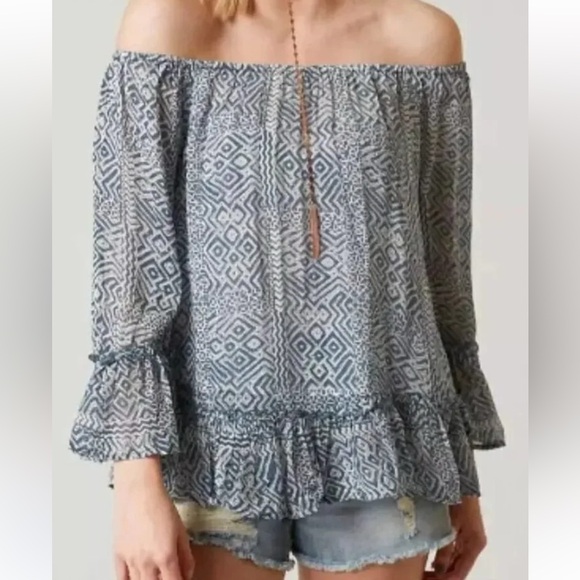 Like New! Lucky Brand off the Shoulder Pheasant Blouse Size Small - Picture 1 of 10